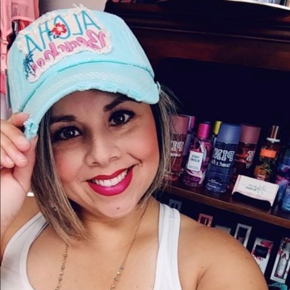 🌻Aloha Beaches Cap✨